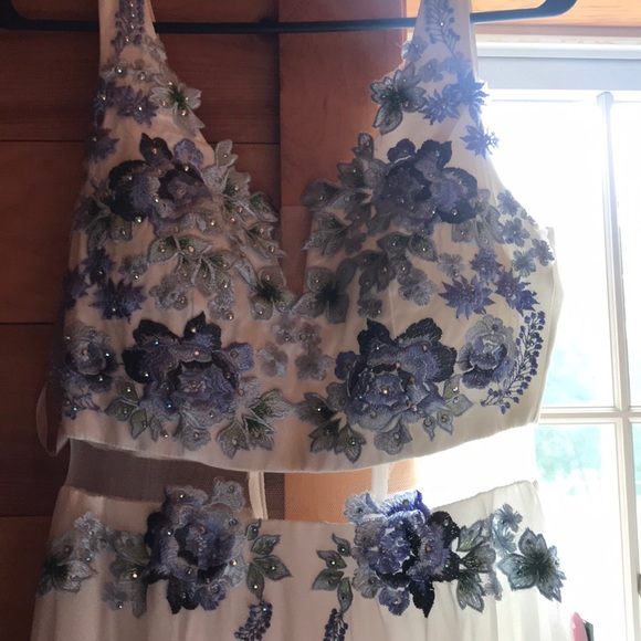 Prom Dress - Picture 3 of 4